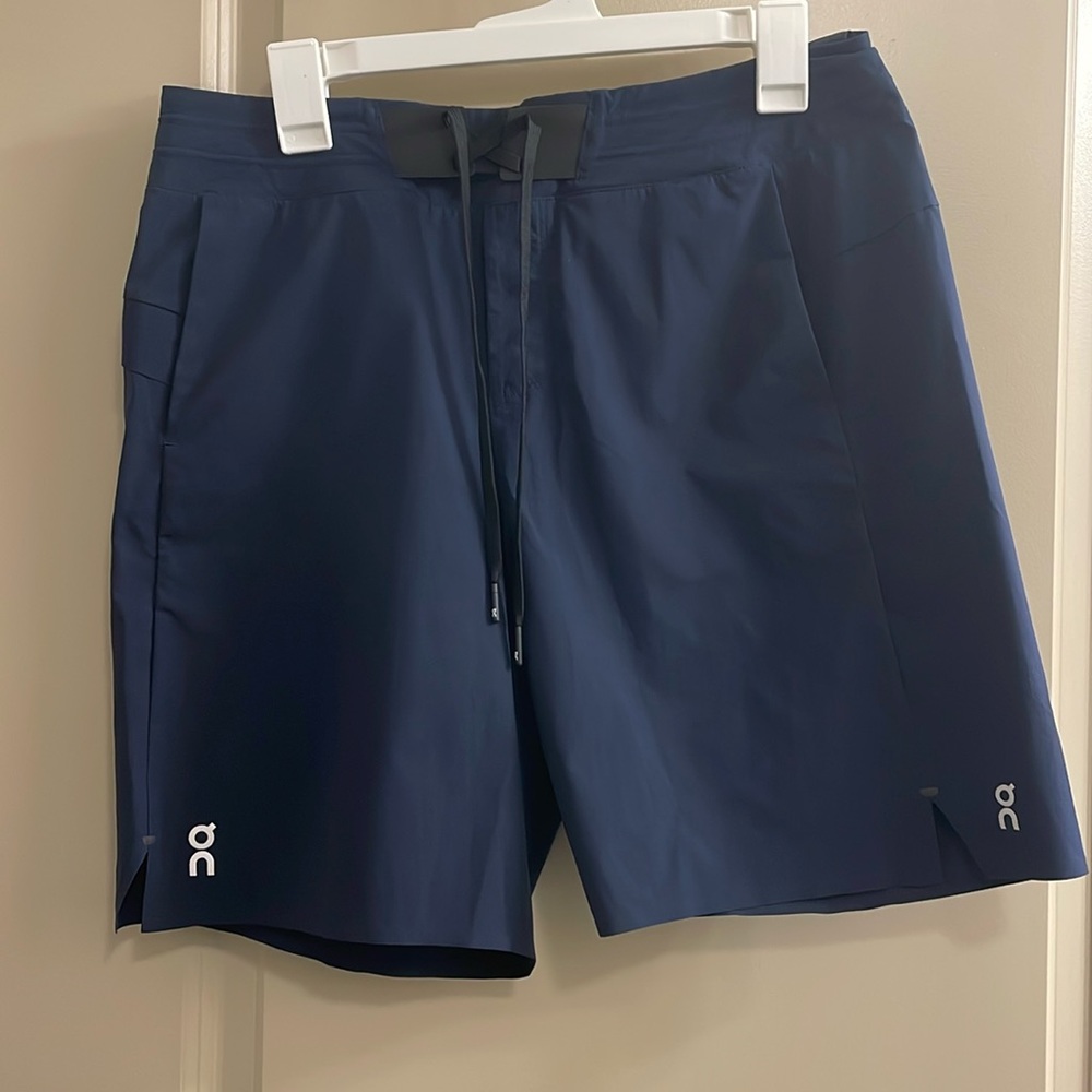 On running men’s shorts - navy blue size M